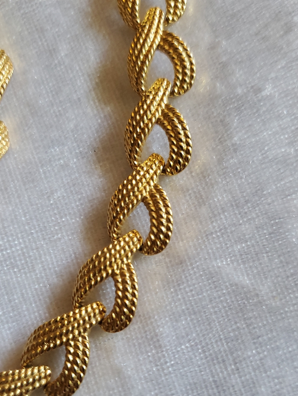 Vintage NAPIER signed Gold Tone Braided Link Choker Necklace & Bracelet Set - Picture 8 of 8